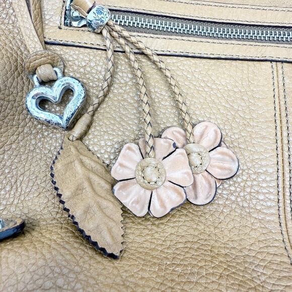 Brighton Tan Pebbled Leather Shoulder Bag Flap/Zip Closure Flower Detail EUC - Picture 9 of 13